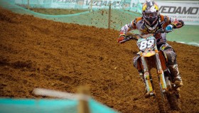 看球直播-世俱杯球队传球线路分析全图：控球核心与外线分布数据解读